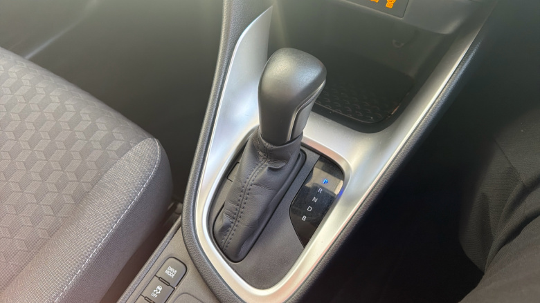 Toyota Yaris 1.5 Hybrid Design 5dr CVT Hybrid Hatchback